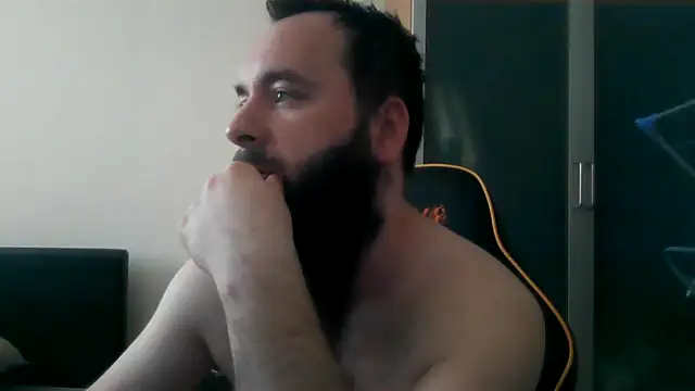 LondonMan1988 online show from 20, 2, 2026