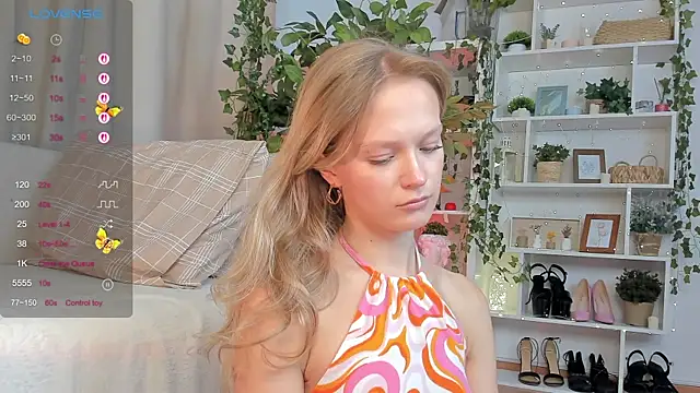 Kara smalltits online show from 20, 9, 2025