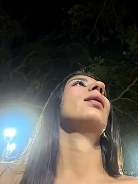 -juicy  online show from 27, 11, 2025