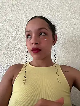 Yasmin777  online show from 1, 4, 2026