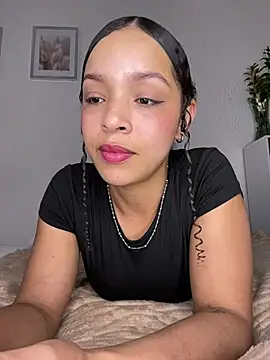 Snapshot of Yasmin777_ chatting on 10, 7, 2026 Yasmin777 online show from 10, 7, 2026