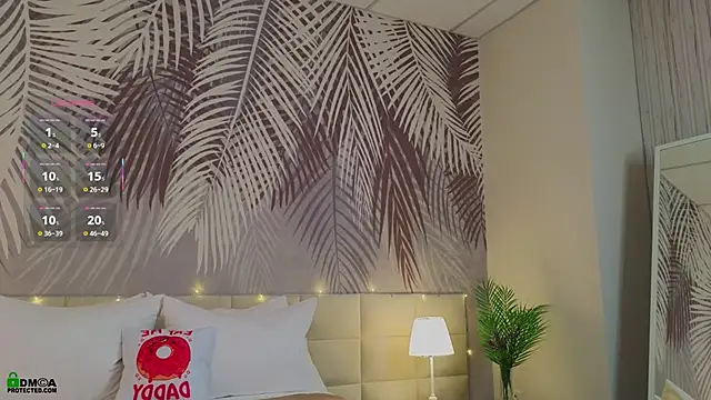 LolaPrise online show from 18, 11, 2025