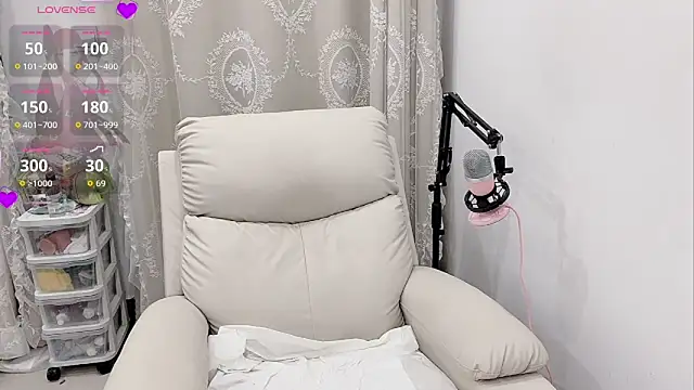 tuantuanle online show from 11, 4, 2026