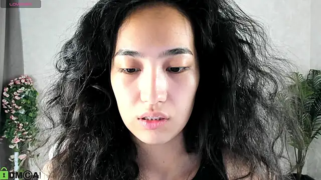 FlirtyAura online show from 23, 9, 2025