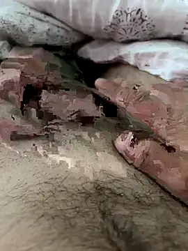 Snapshot of milfshakeow chatting on 17, 9, 2025 milfshakeow online show from 17, 9, 2025