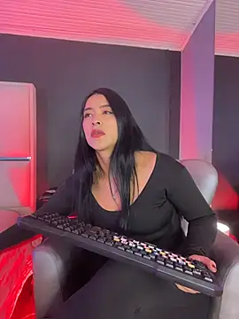 BellaFernandez   online show from 26, 6, 2026