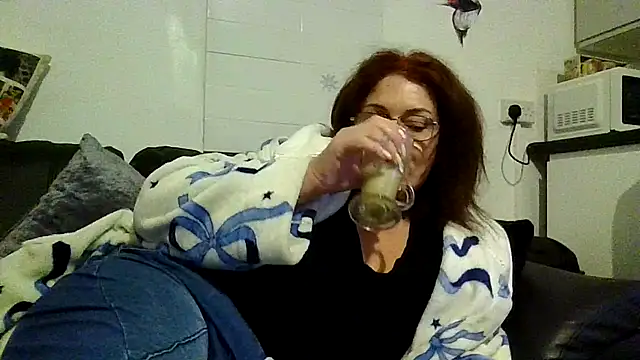 Snapshot of RubyyRosee chatting on 16, 4, 2026 RubyyRosee online show from 16, 4, 2026