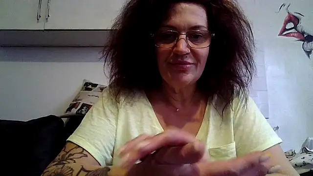 Snapshot of RubyyRosee chatting on 19, 4, 2026 RubyyRosee online show from 19, 4, 2026