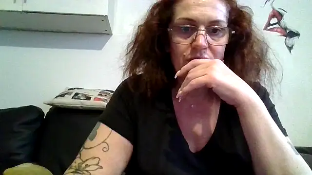 Snapshot of RubyyRosee chatting on 8, 5, 2026 RubyyRosee online show from 8, 5, 2026