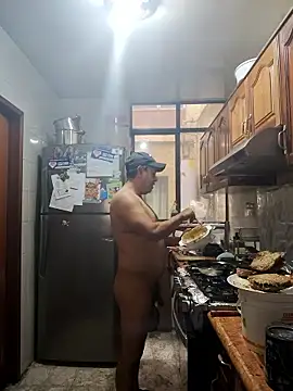 Snapshot of MRCforyou chatting on 18, 2, 2026 MRCforyou online show from 18, 2, 2026