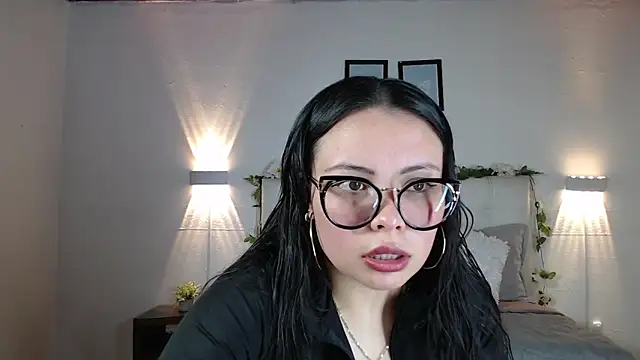 Megan 05  online show from 30, 11, 2025