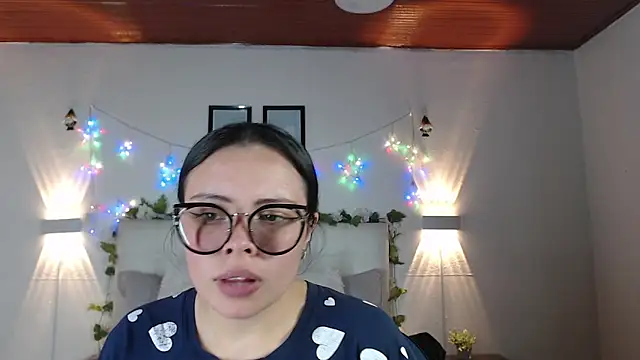 Megan 05  online show from 24, 3, 2026