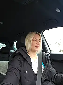 Snapshot of Sunny-Sin chatting on 7, 2, 2026 Sunny-Sin online show from 7, 2, 2026