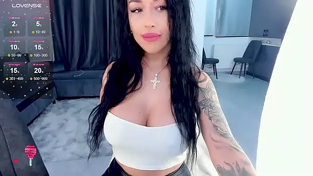 oh julya online show from 4, 2, 2025