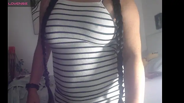 anii mantilla online show from 11, 9, 2025