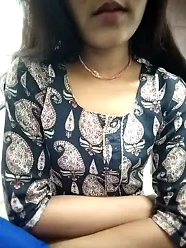 Snapshot of Naina_04 chatting on 13, 9, 2025 Naina 04 online show from 13, 9, 2025