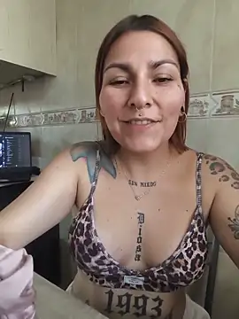 Snapshot of xjuanaxmaldadxxx chatting on 6, 6, 2026 xjuanaxmaldadxxx online show from 6, 6, 2026