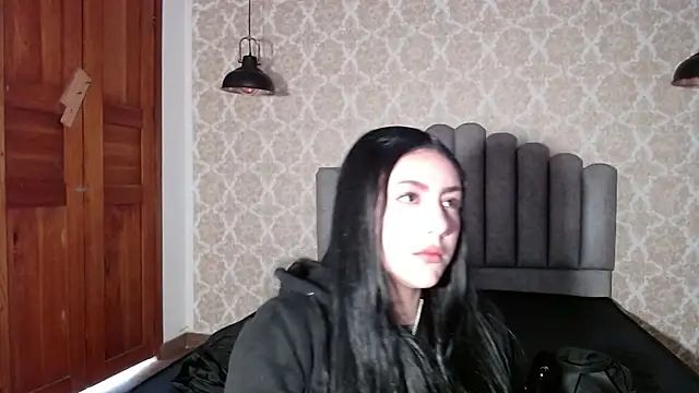 Megara 25 online show from 10, 9, 2025