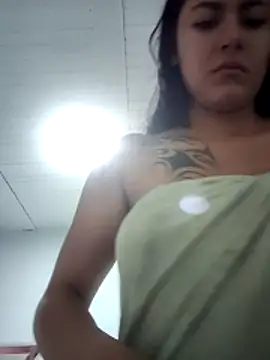 Megara 25 online show from 24, 11, 2025