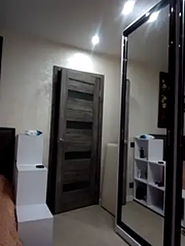 KissMiSveet online show from 18, 11, 2025