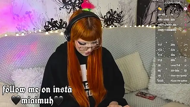 Snapshot of mia__yui chatting on 7, 6, 2026 mia yui online show from 7, 6, 2026