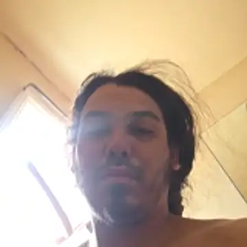 luis97fer online show from 18, 4, 2026