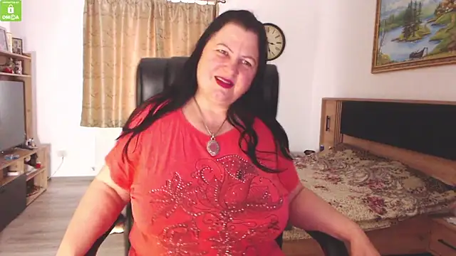 Snapshot of KendraSecrets chatting on 6, 11, 2025 KendraSecrets online show from 6, 11, 2025