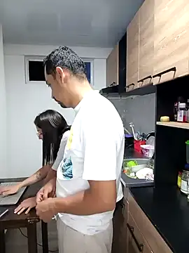 stivenlujan69 online show from 7, 10, 2025