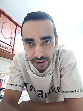 stivenlujan69 online show from 29, 4, 2026