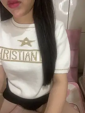 Snapshot of RubyBerry chatting on 11, 9, 2025 RubyBerry online show from 11, 9, 2025