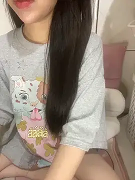 Snapshot of RubyBerry chatting on 5, 10, 2025 RubyBerry online show from 5, 10, 2025