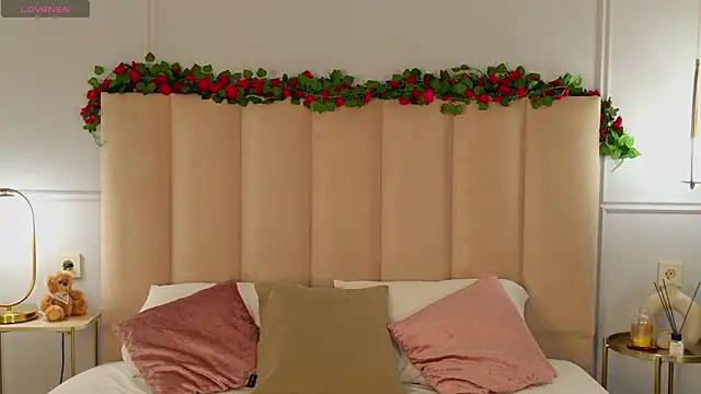 AdoraCortes online show from 5, 2, 2026