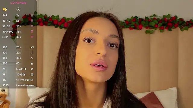 AdoraCortes online show from 8, 2, 2026