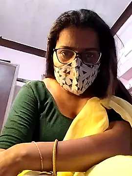 Snapshot of sexy_aaru chatting on 21, 9, 2025 sexy aaru online show from 21, 9, 2025