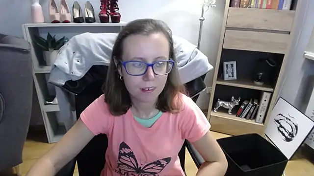 sweetxLizzy online show from 12, 9, 2025