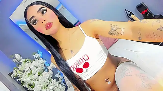 Snapshot of VanessaStonee chatting on 9, 11, 2025 VanessaStonee online show from 9, 11, 2025