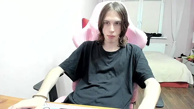 eleganc3 online show from 13, 10, 2025