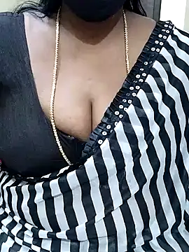 Snapshot of shobini chatting on 2, 12, 2025 shobini online show from 2, 12, 2025