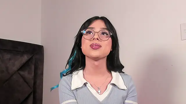 SamanthaRivas  online show from 11, 10, 2025