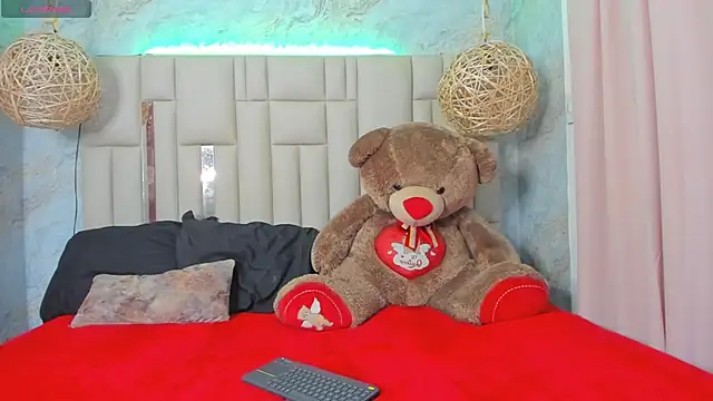 NikkyyRed online show from 9, 10, 2025