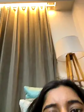 Snapshot of desitease chatting on 14, 11, 2025 desitease online show from 14, 11, 2025