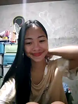 Snapshot of SweetMissPinay18 chatting on 12, 5, 2026 SweetMissPinay18 online show from 12, 5, 2026