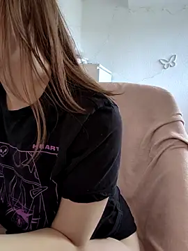 ox Tricia online show from 15, 3, 2026