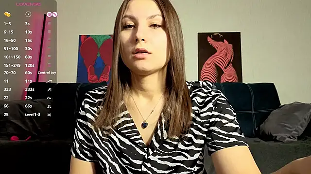 Snapshot of TrixiBell chatting on 18, 1, 2026 TrixiBell online show from 18, 1, 2026