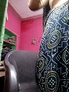 Snapshot of Cutreet chatting on 8, 9, 2025 Cutreet online show from 8, 9, 2025