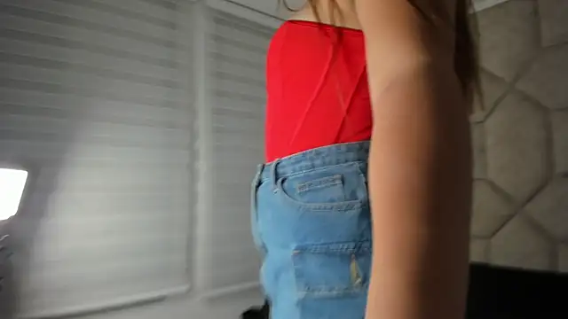 Snapshot of Rosse_Evans_3 chatting on 25, 9, 2025 Rosse Evans 3 online show from 25, 9, 2025