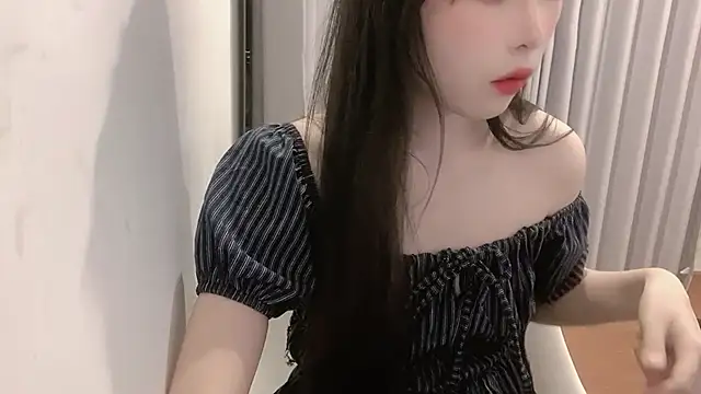 Azami Chan online show from 4, 12, 2025