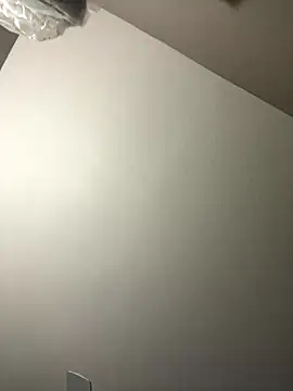 Snapshot of MsSuperWettt chatting on 15, 12, 2025 MsSuperWettt online show from 15, 12, 2025