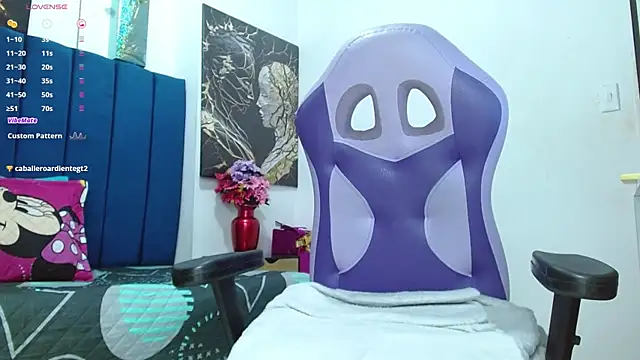 Snapshot of Tatiana_star1 chatting on 8, 11, 2025 Tatiana star1 online show from 8, 11, 2025