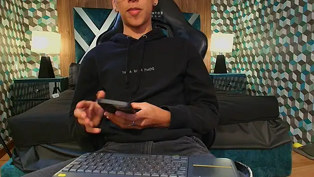 Aiden Royce online show from 14, 9, 2025